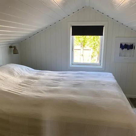 Det Lille Huset I Slipveien Bud