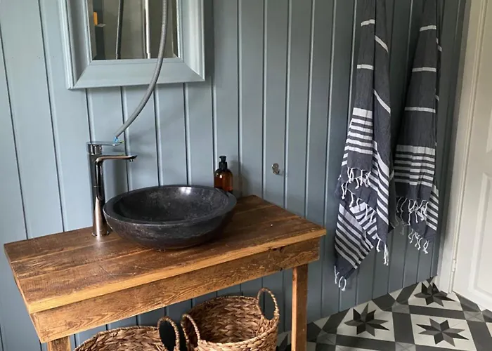 Det Lille Huset I Slipveien Bud