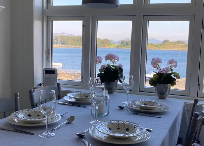 Det Lille Huset I Slipveien Bud